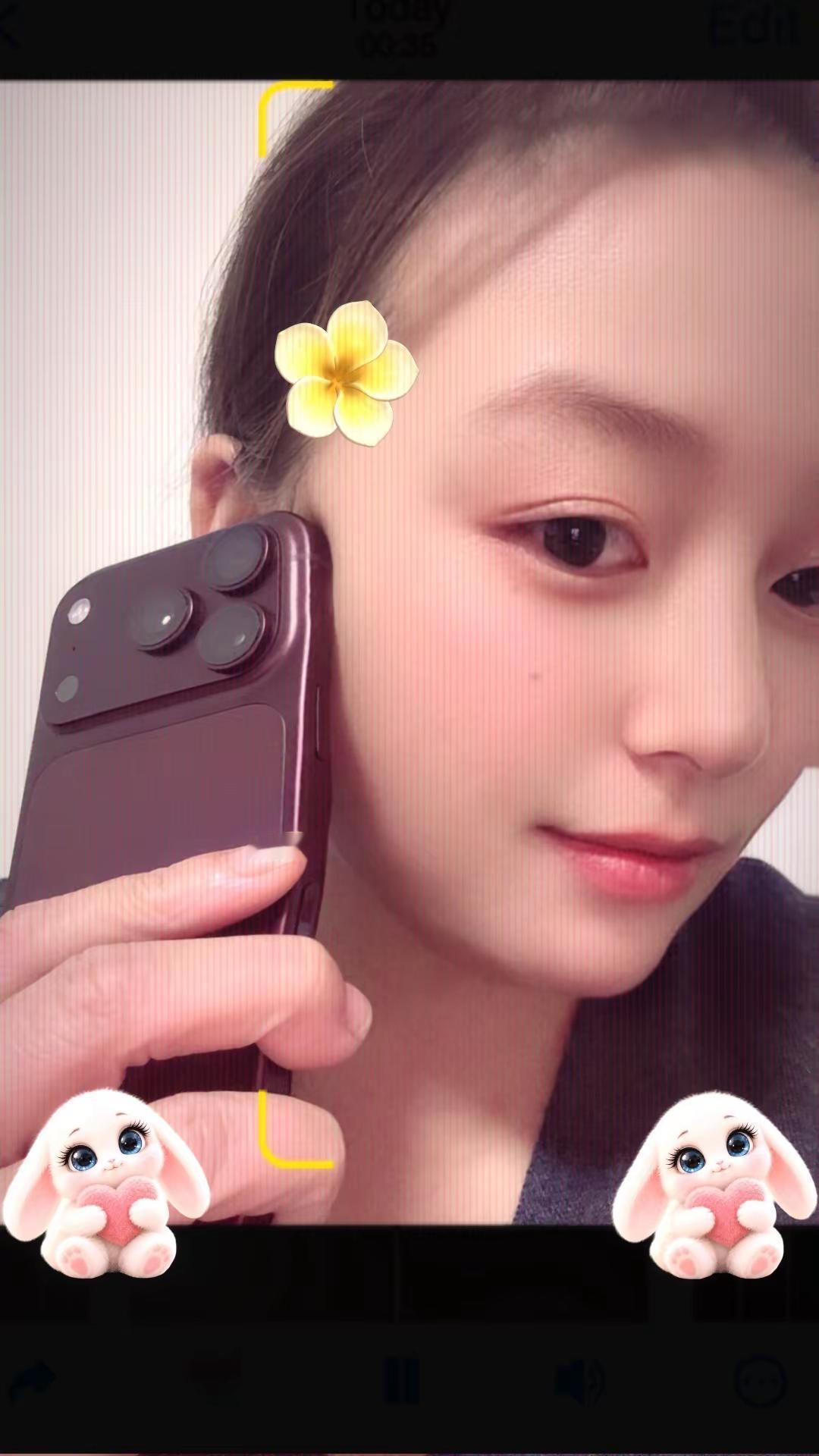 真的很讨厌买了新手机就到处炫耀的人，能打电话就行，哦对了，这是我老公刚给我买的新