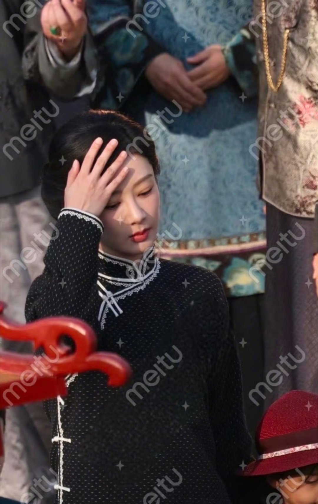 杨紫《玉兰花开君再来》最新路透 业内谈肖战杨紫白玉兰得奖几率