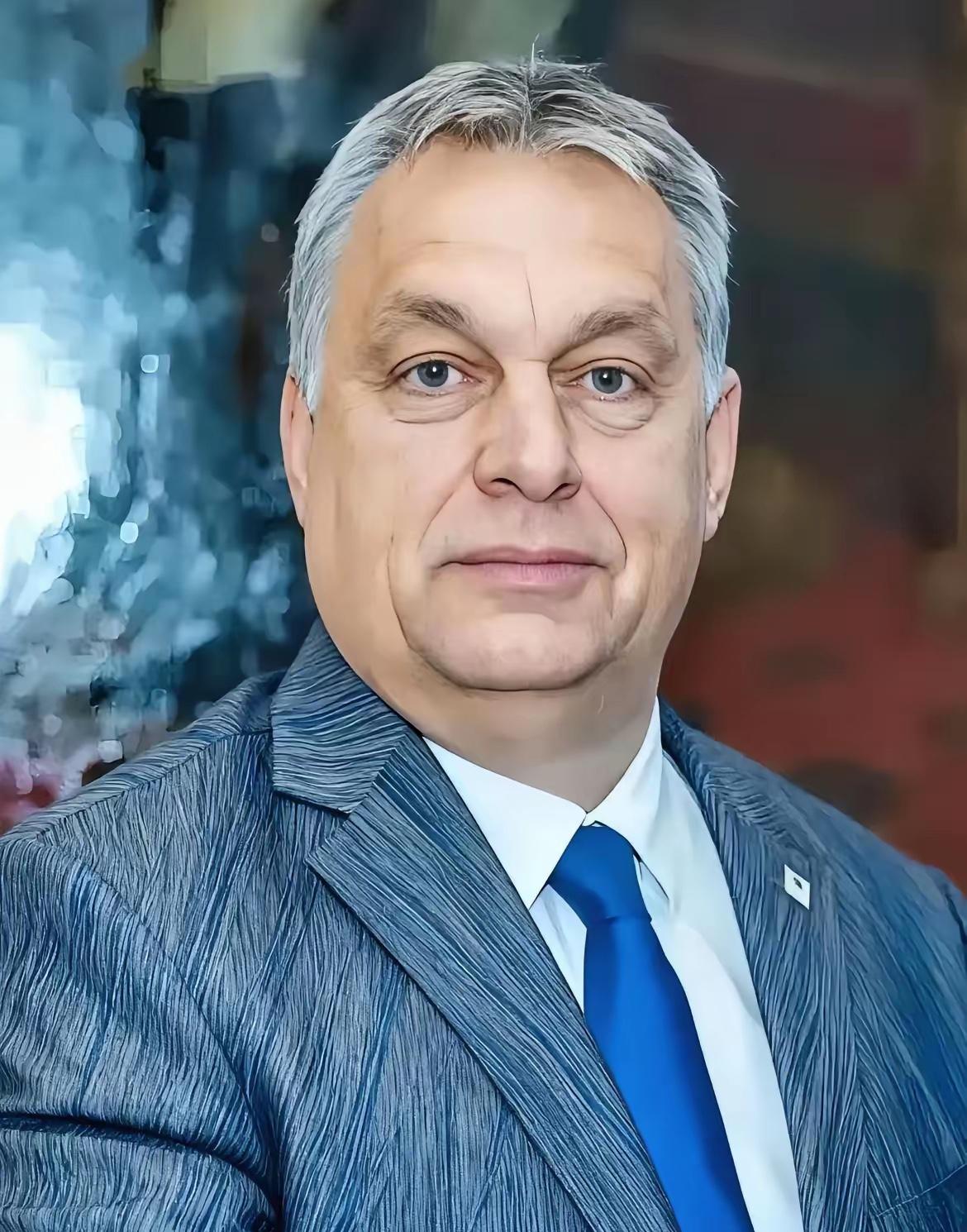 就在刚刚，
匈牙利总理欧尔班放出一个重磅消息！当地时间10月23日，他公开宣布，