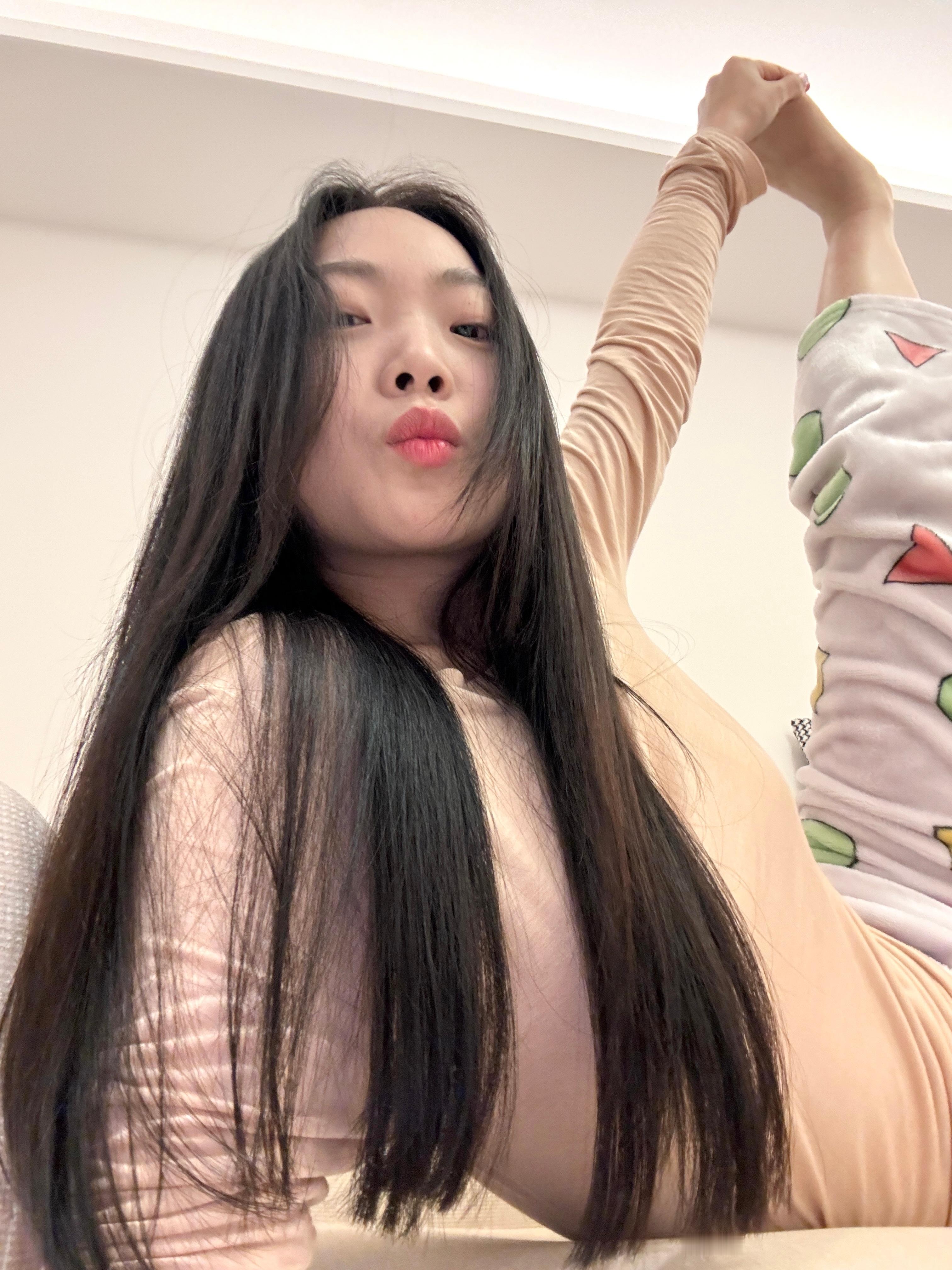 offrelax的护发精油我真的好爱用！睡前、夹头发前都用，发膜也会滴两滴，很清