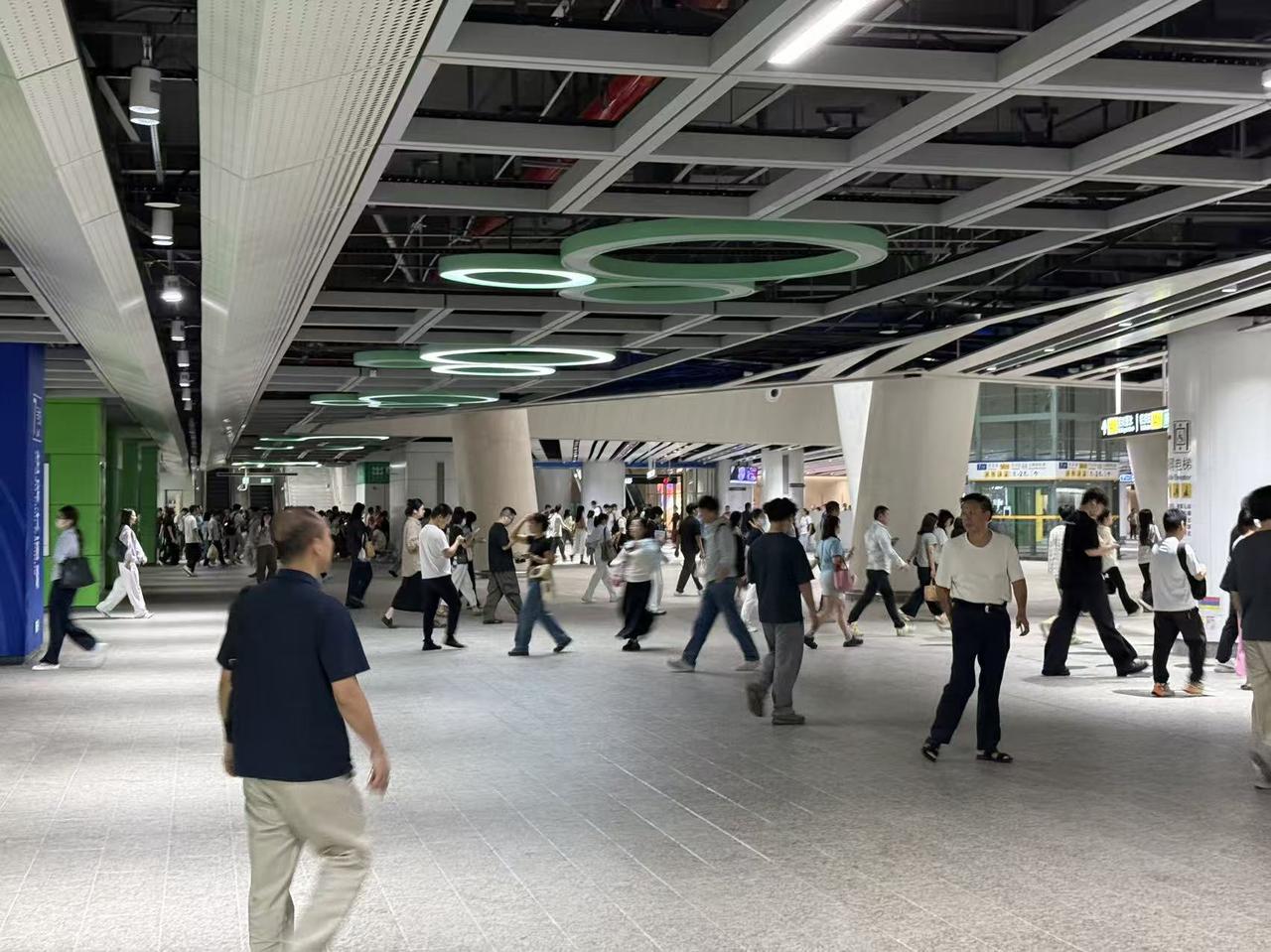 为什么深圳的社保这几年涨了好多？很多都不懂这里面的逻辑，只要你看完我这篇文章里面