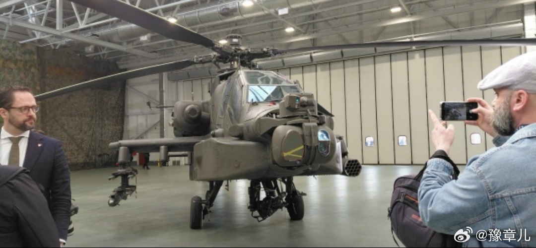 3月23日,洛克希德·马丁公司在位于罗兹的波兰沃伊斯克罗德Zakotench L