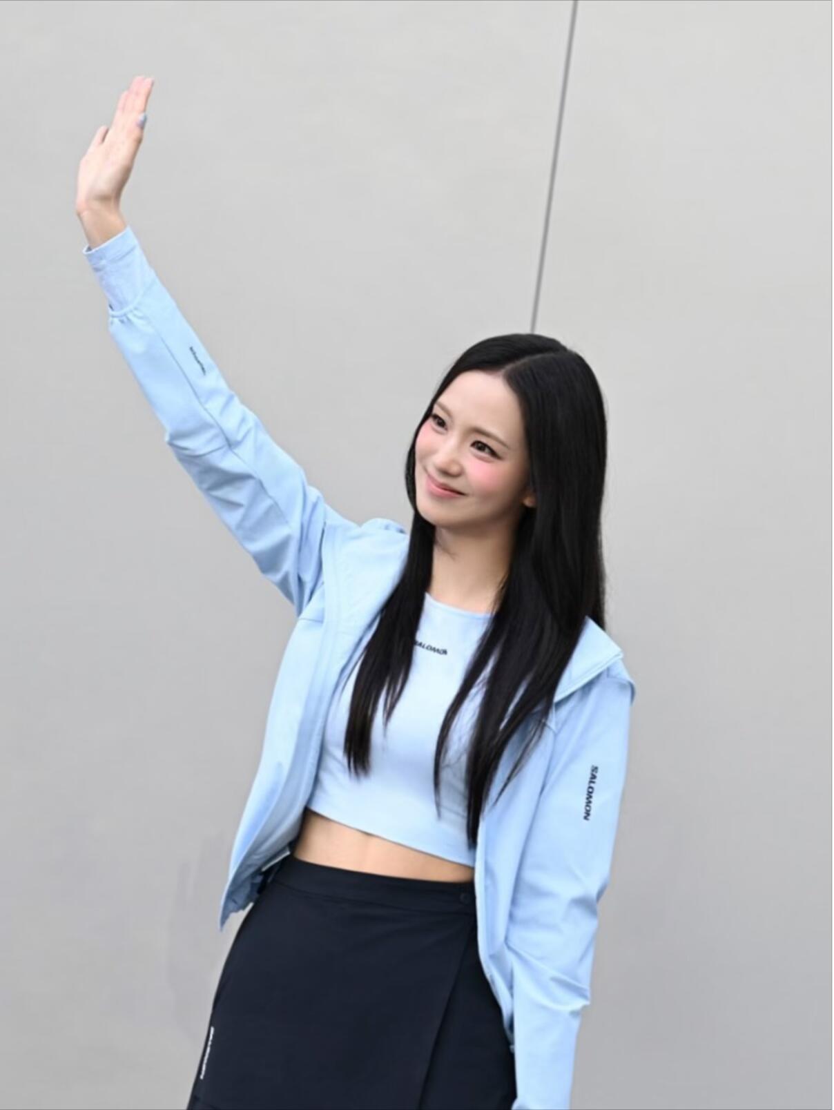 主持人小姐姐新分享的这张好温柔呀感觉我家宝贝香香的 o(〃'▽'〃)o 