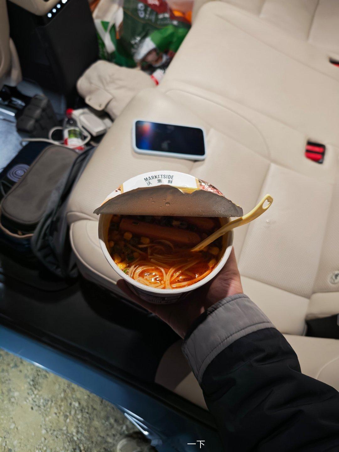 租理想L7 Ultra的主要原因有几个：1️⃣我从没开过理想，想试试理想的AD 