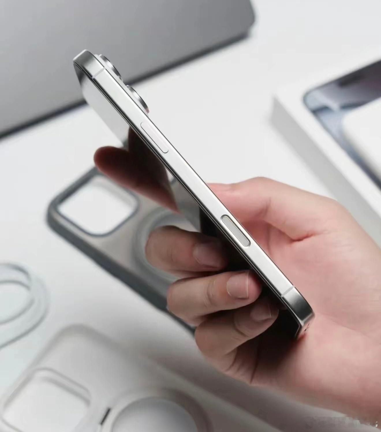 手机拍照实体键是鸡肋吗说鸡肋谈不上，主要还是看机型优化、个人使用场景与设置习惯，