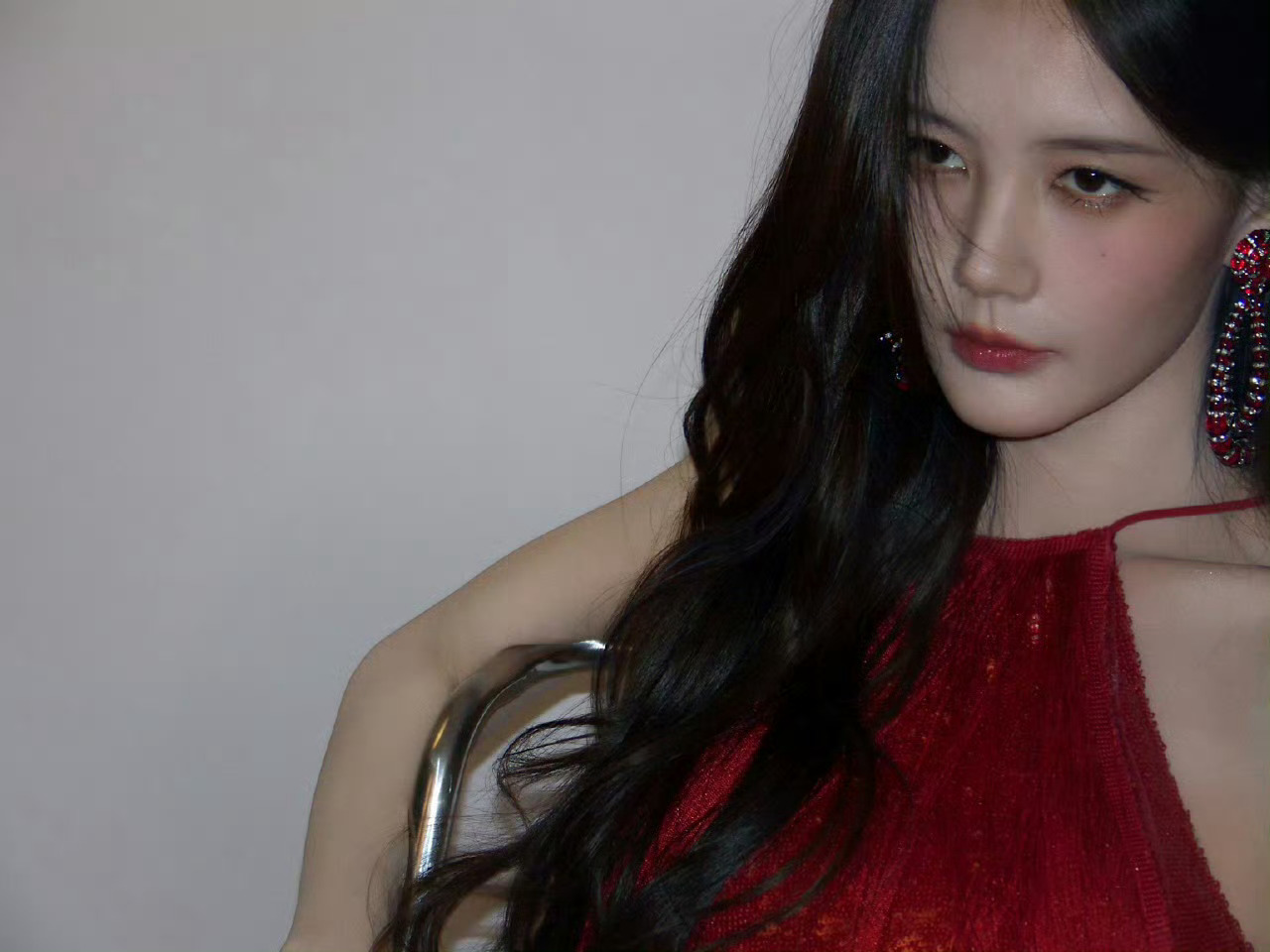 李一桐发了49999的红包李一桐就这样宠粉吧都来支持李一桐待播剧