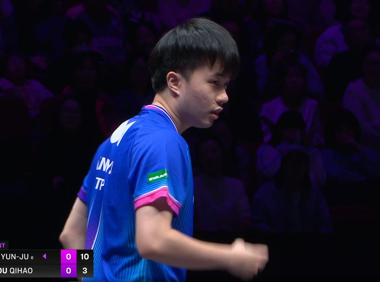 哎！周启豪的搓球质量太差了，否则林昀儒还真不是对手！

两人是山东魏桥队友，
非