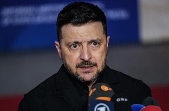 4月26号那天，乌克兰总统泽连斯基在基辅可搞了个大动静，摩尔多瓦总统桑杜来访问，