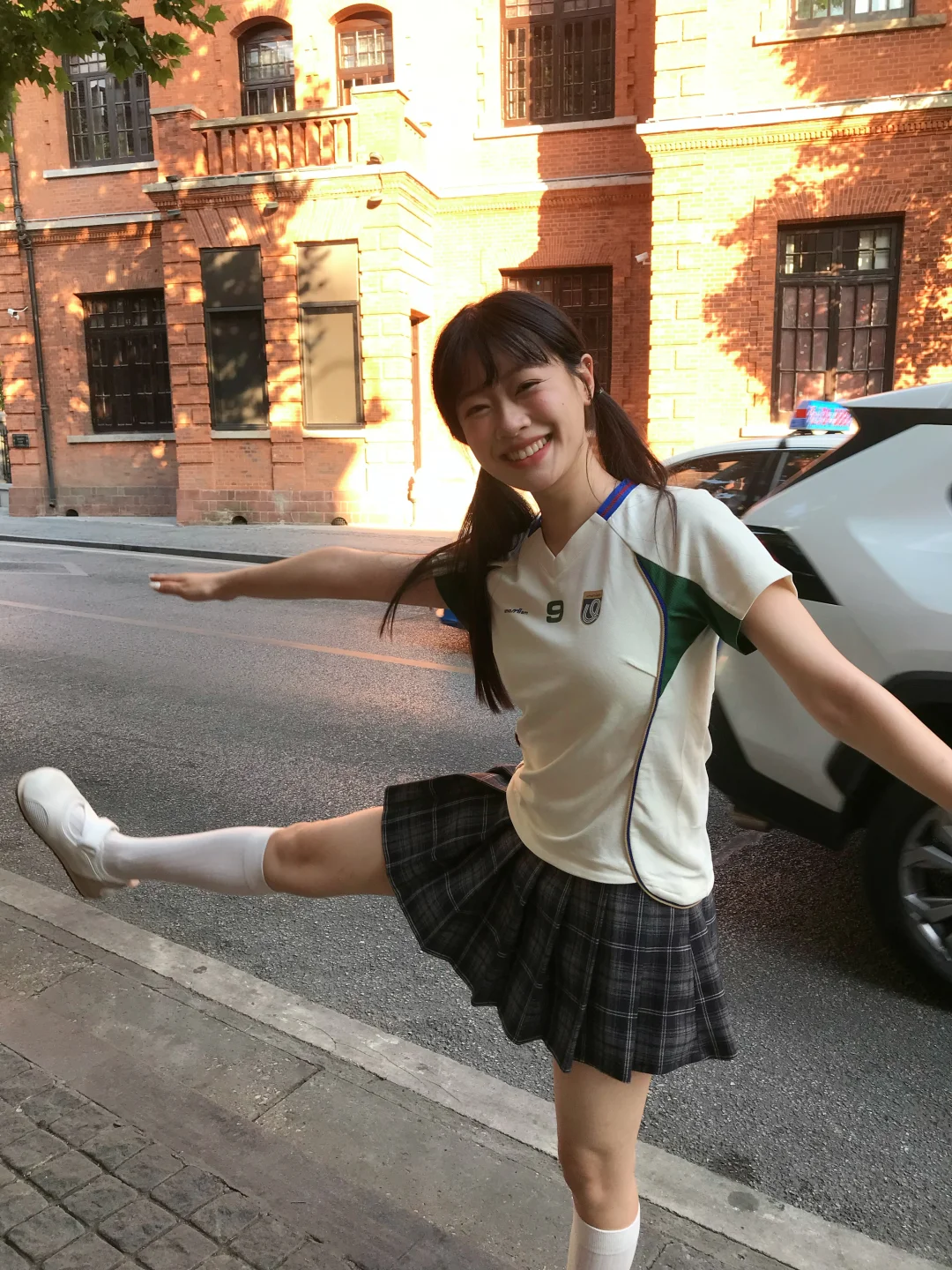夏日里的运动系小女孩(๑•.•๑)