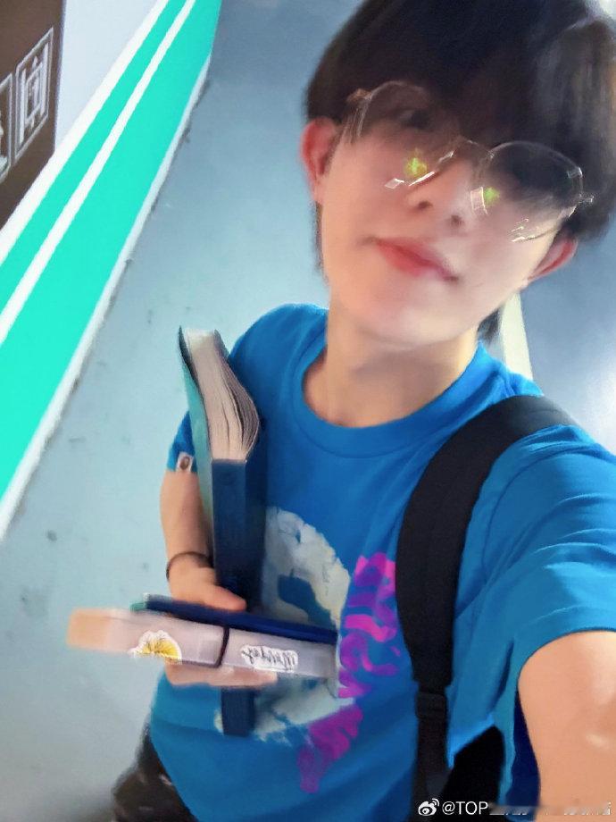 苏新皓不参加湖南中秋之夜 虽然无法在中秋之夜见到苏新皓的身影，但他的健康是最重要