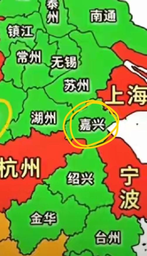 原来杭州与上海之间正好隔了一个嘉兴，而苏州和宁波之间也正好隔了一个嘉兴，由此可见