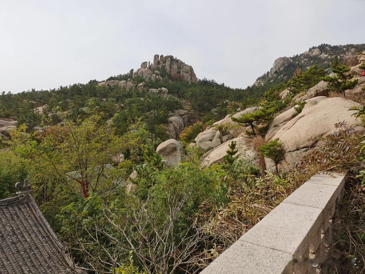 青岛市鹤山风景区
随手拍旅行
       该风景区为国家AAA级景区，位于即墨