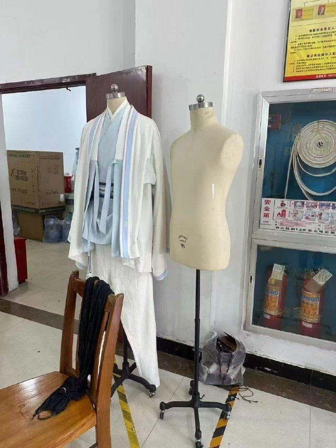 不让江山剧组给杨洋准备的服装 