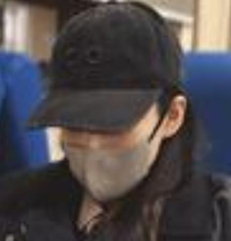 2月1日，张馨予在社交平台晒出医院就诊照。她透露为出演舞台剧《江南・十二场欢聚》