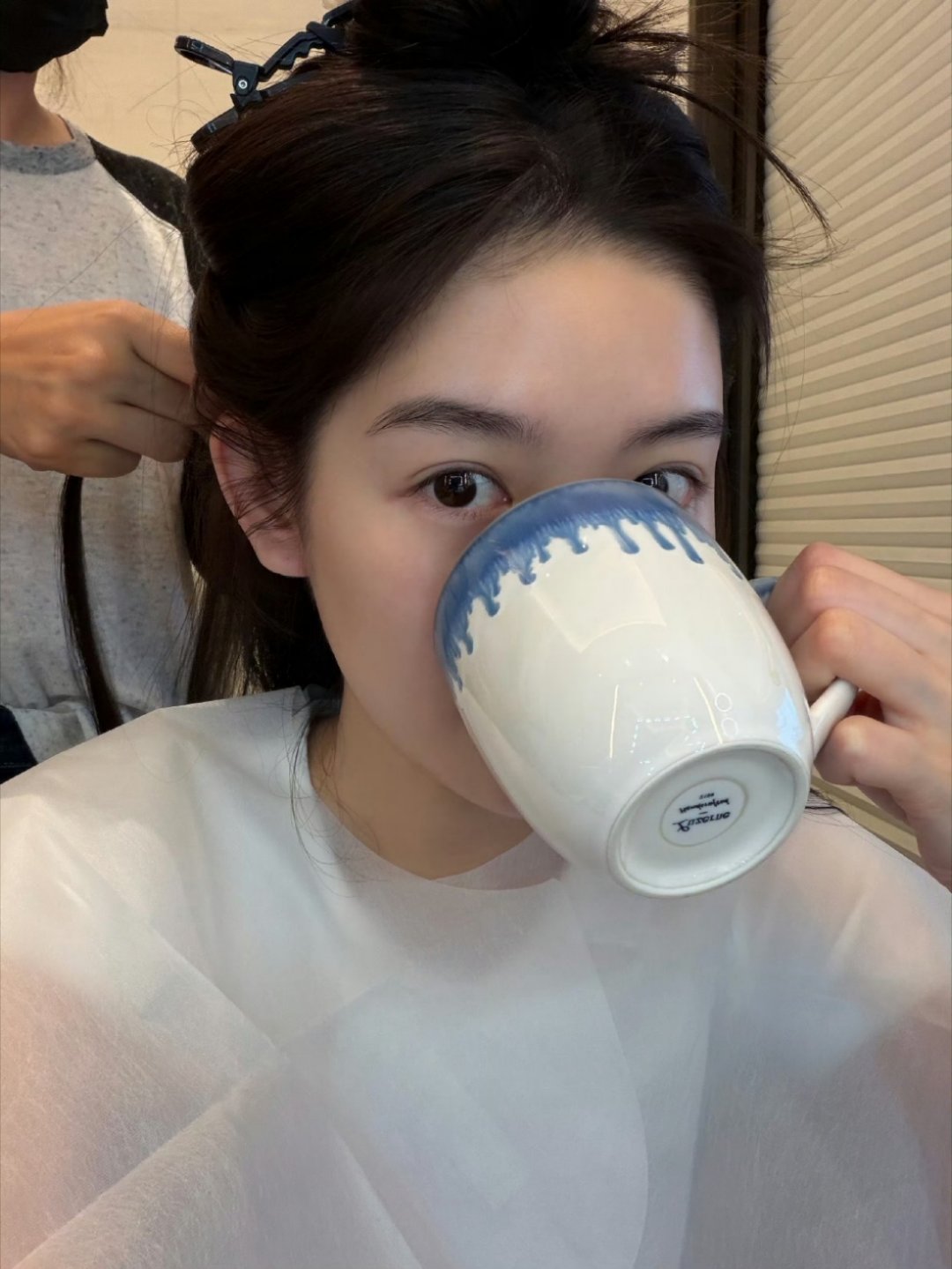 王玉雯又更新新日常啦，天冷了记得穿厚衣服哦[么么哒][么么哒] ​​​