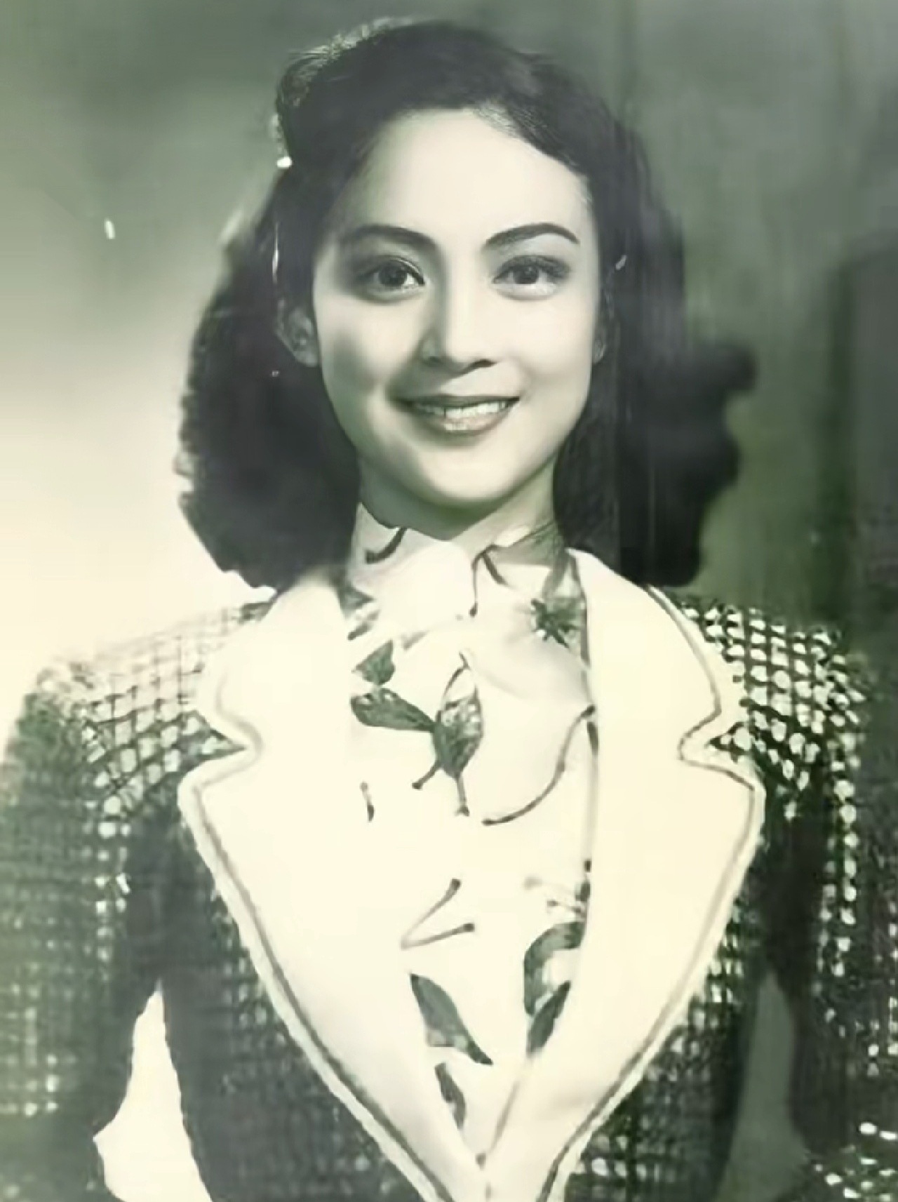 王丹凤(1924−2018)，中国电影女明星。 泰国