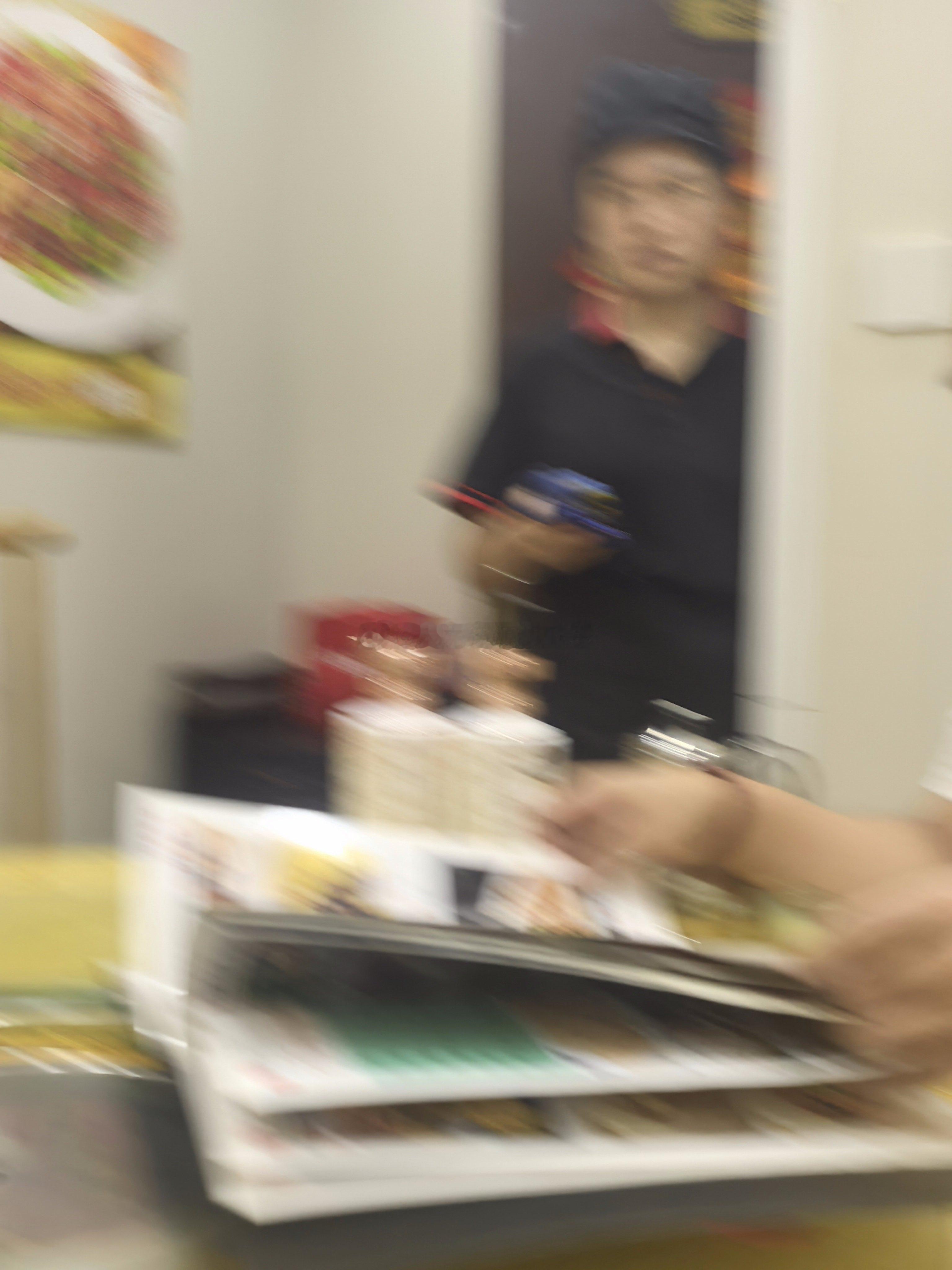 这个 54 度的董香，真的，我不骗你好喝不贵经济实惠好吃不贵经济实惠！ 