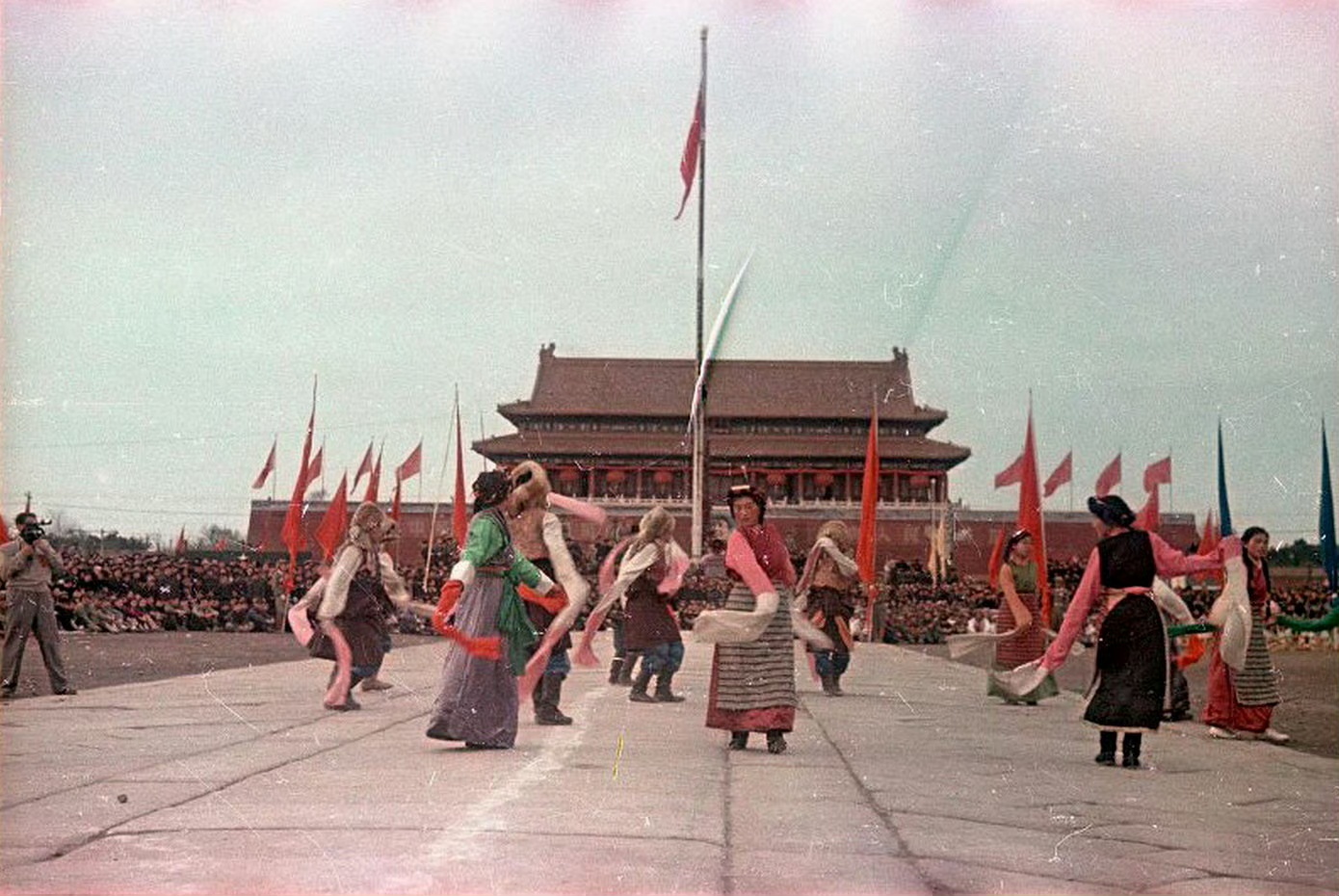 国庆节国庆77周年 1949年10月1日开国大典老照片 