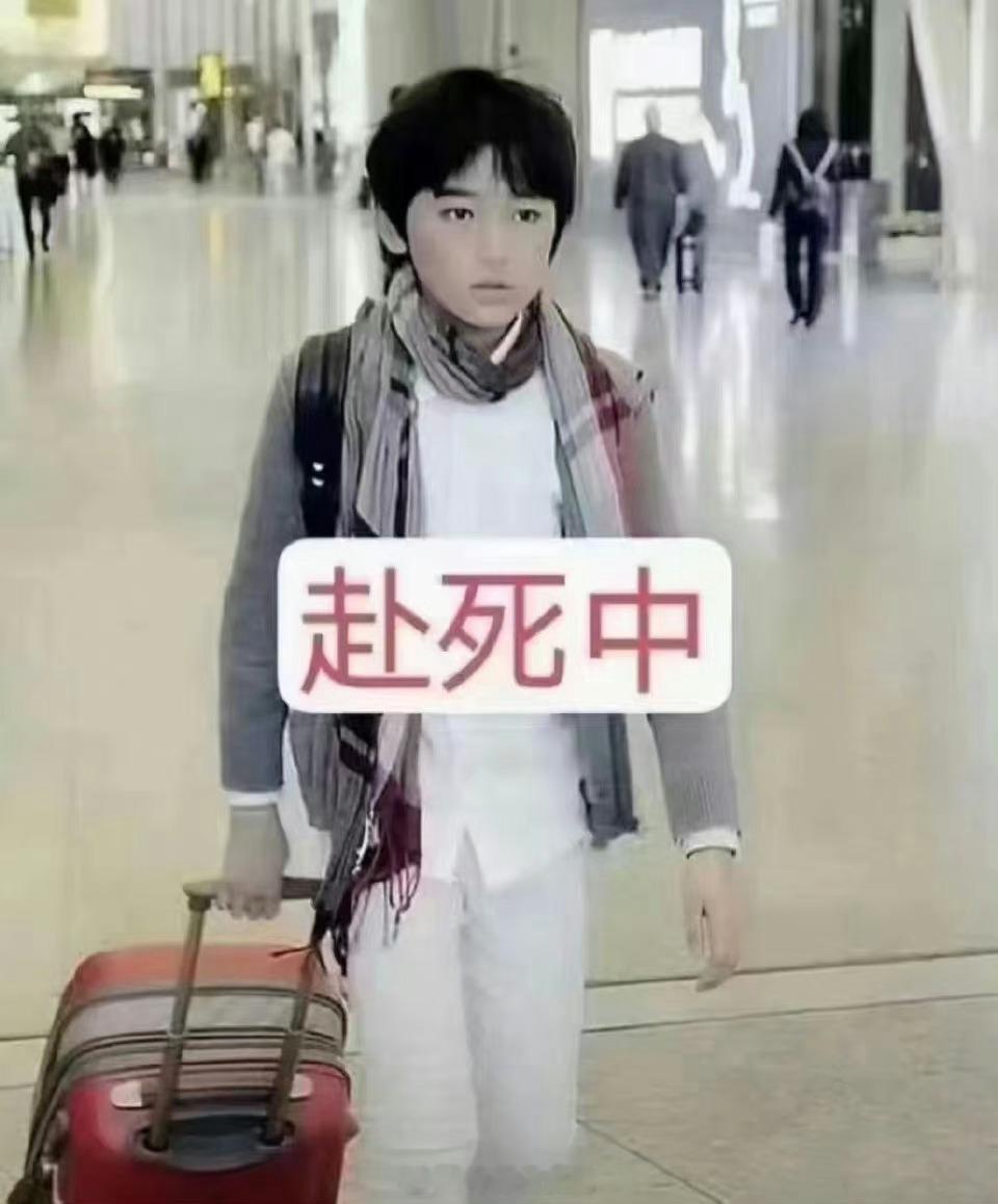互关宝宝你们写卡是自己跑美化还是找外包约的，我上小红书搜了一下好多做得好的要排单