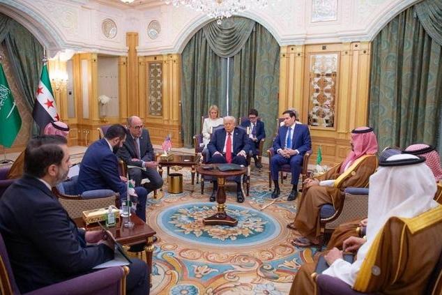 教科书级的惩戒：中国行使一票否决权，哪怕美英俄法一致赞同也无济于事。叙利亚临时政