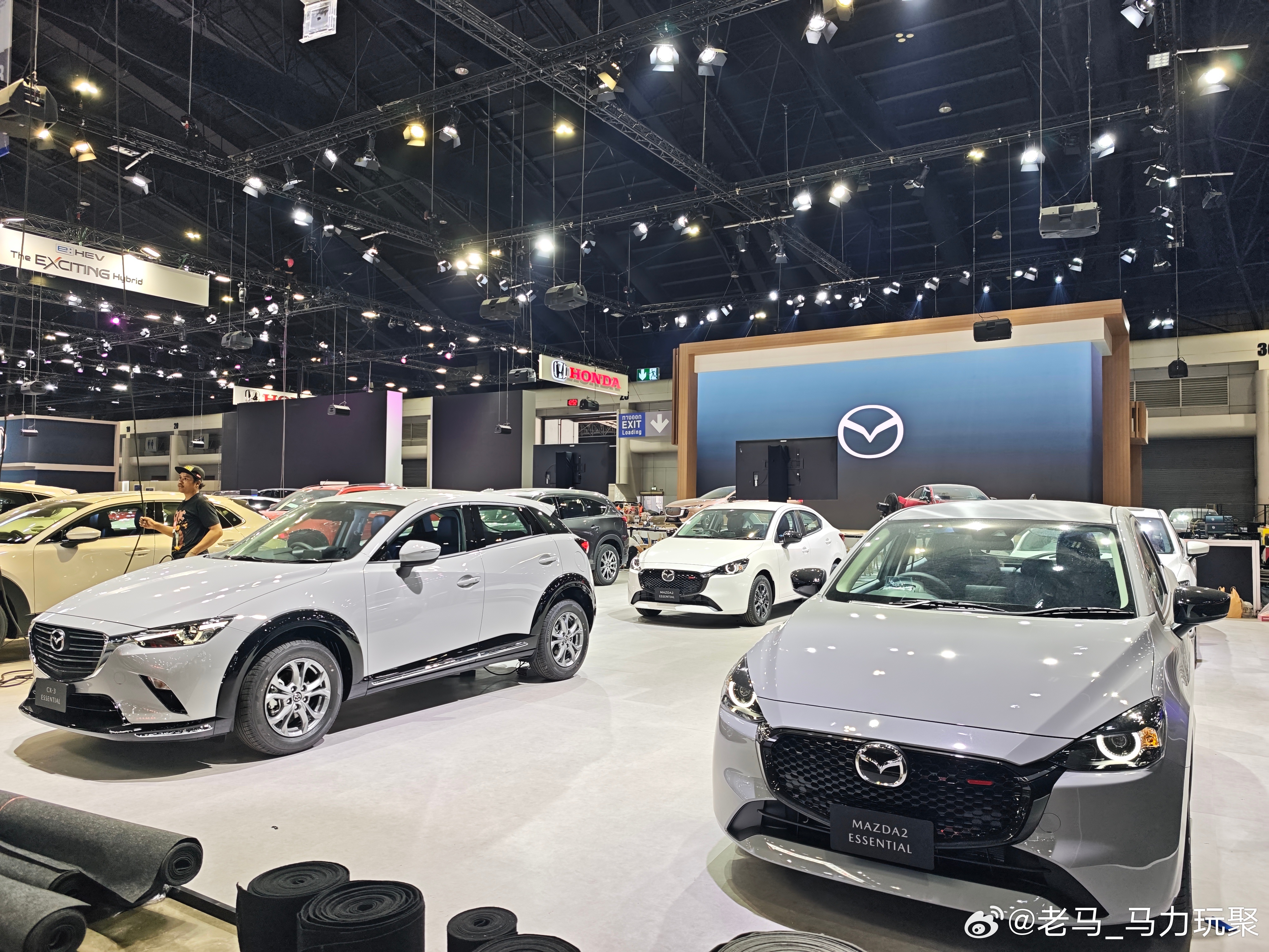 马力玩聚老马在路上 2025年11月泰国曼谷车展马自达展台，基本都是熟悉的车型不