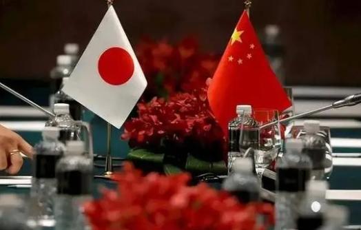为什么要让对方开第1枪，如果日本要是在第一时间内发射上百甚至上千枚的导弹。那这第