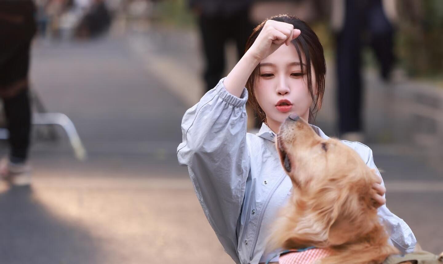 突如其来的姜暮物料  虞书欣好萌 