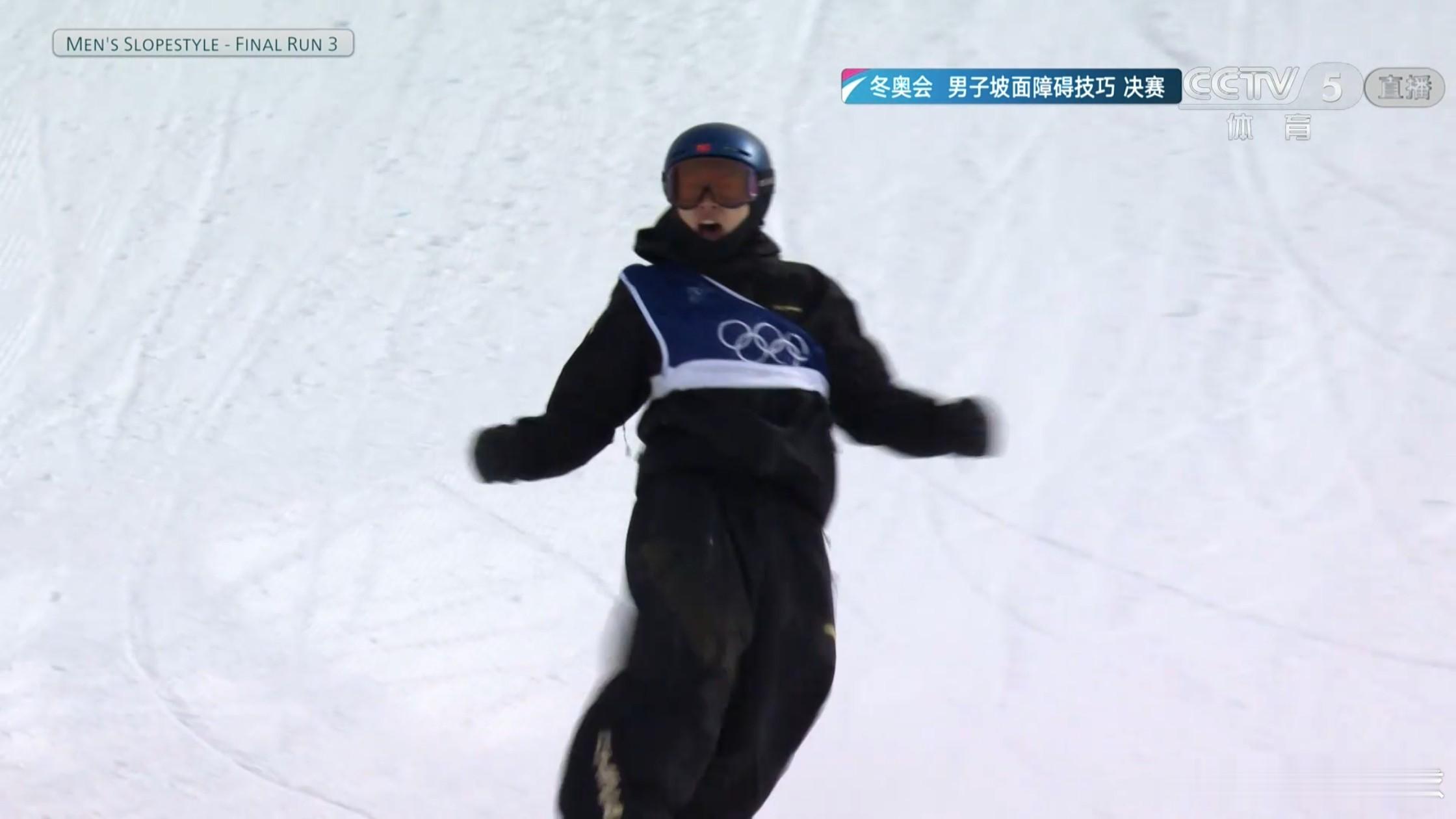 中国队米兰冬奥首金 苏翊鸣金牌 恭喜苏翊鸣，在米兰冬奥会第12天为中国代表团赢得