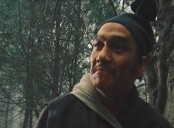 就算行者武松与青面兽杨志联手，也不可能打败鼓上骚时迁！武松与杨志身为梁山八骠骑，