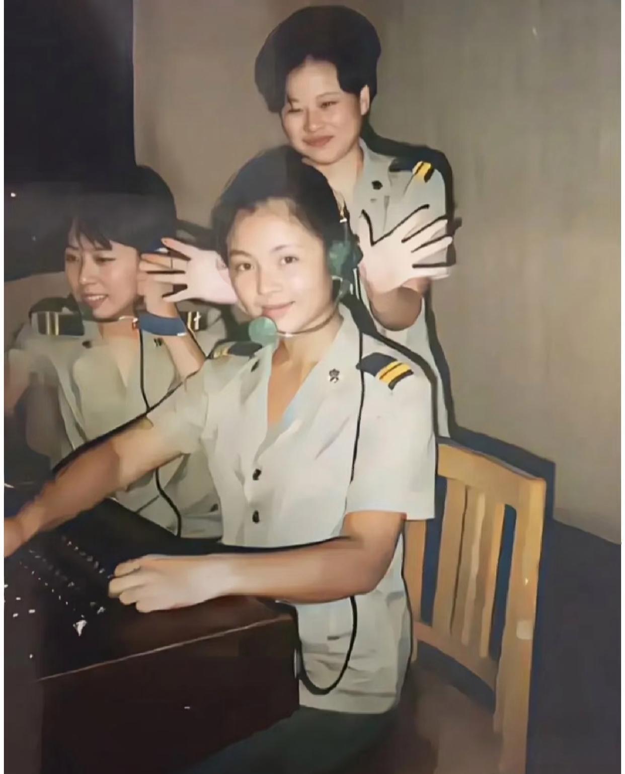 大家猜猜这是哪个明星？？？明星﻿ ﻿