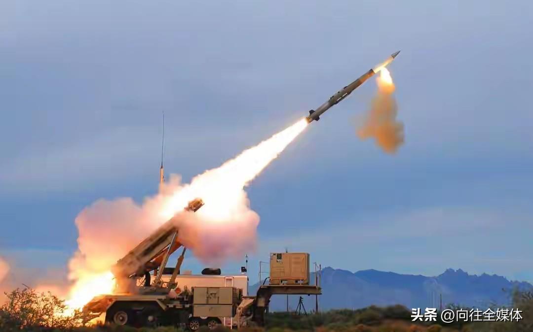 又一架被击落！美军王牌接连折戟，伊朗靠一招打疼霸权
 
当地时间3月23日，伊朗