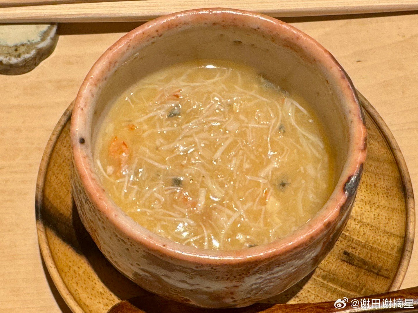 鮨はしもと，翻译过来应该是寿司桥本，东京的米其林一星，更有价值的头衔是食べログ银