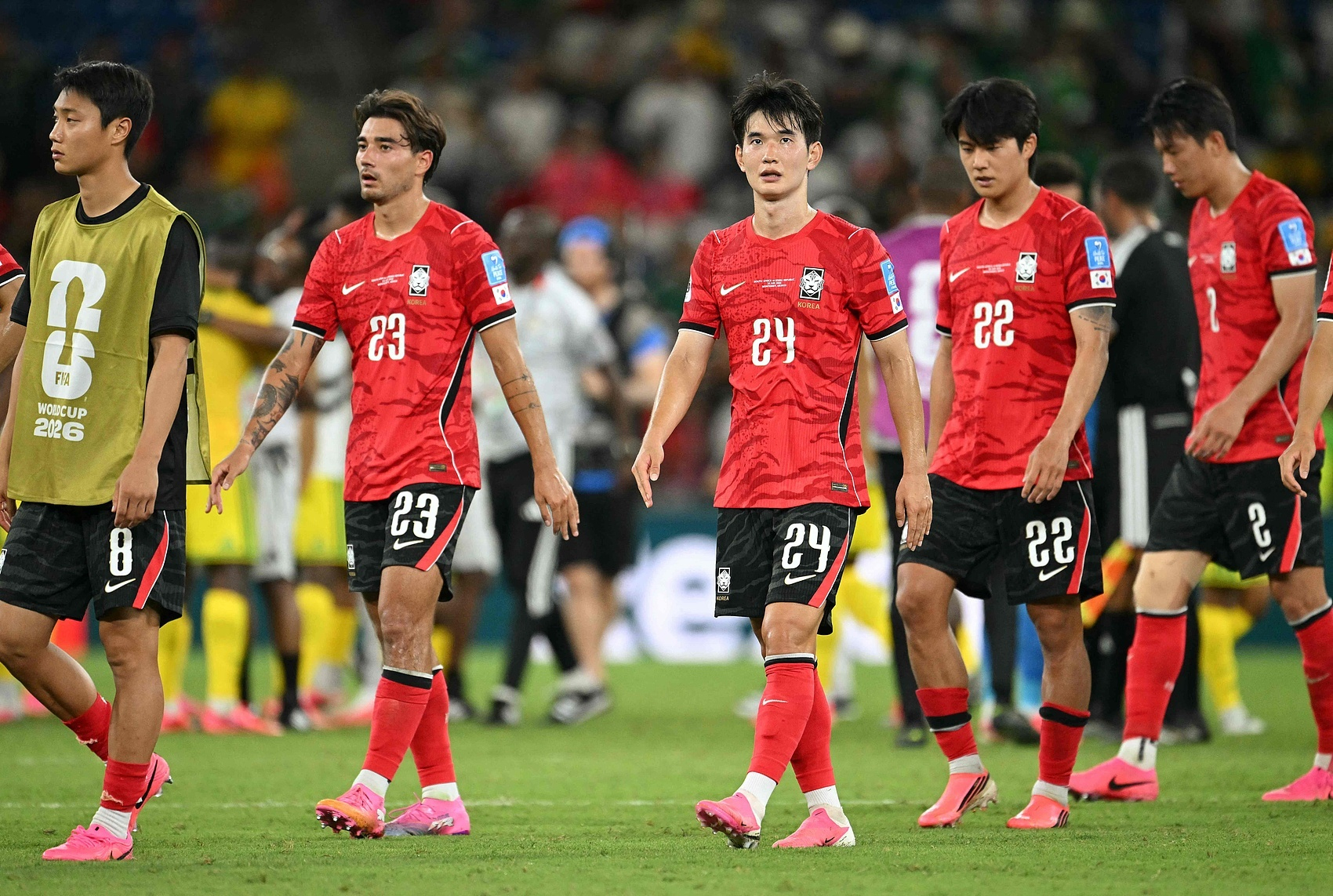 【韩国连遭7队反超无缘32强】伊朗也被逼到了悬崖边 直播吧6月28日讯 在民主刚