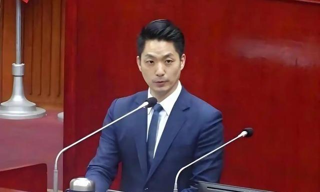 “台独”分子简舒培要求蒋万安公开表态！10月26日，根据岛内媒体报道，在蔡康永表