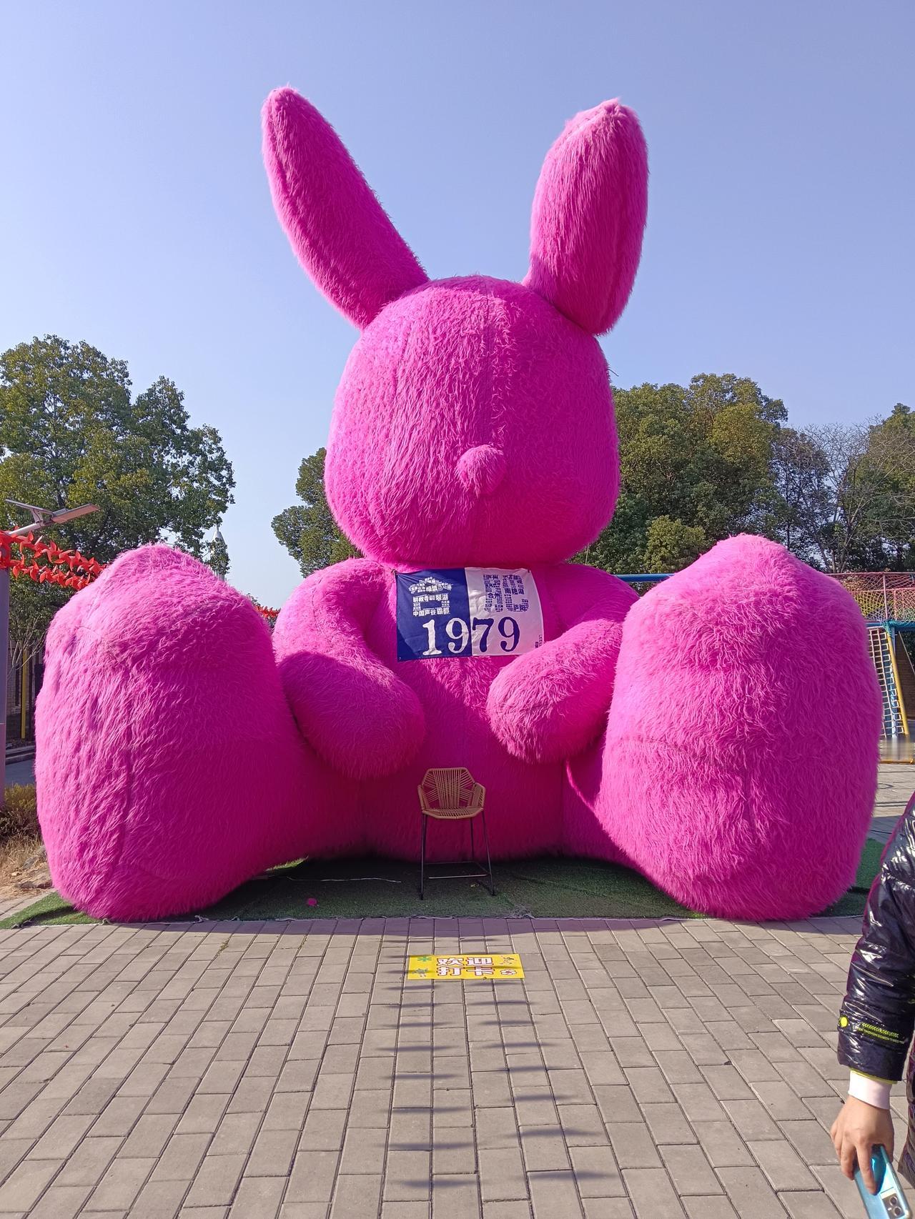 闲暇之余，赏景游玩，别有一番，岂不美哉！