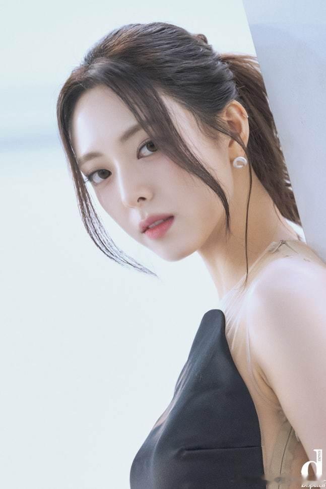 【Hⓓ PHOTO】Who : ITZY[超话] What :新专辑《TUNNE