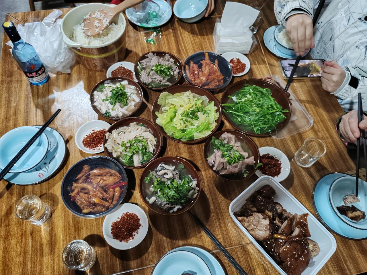 春节乐山游
     今年春节，因为有事不能出远门旅游，就在附近旅游，我想去九黎