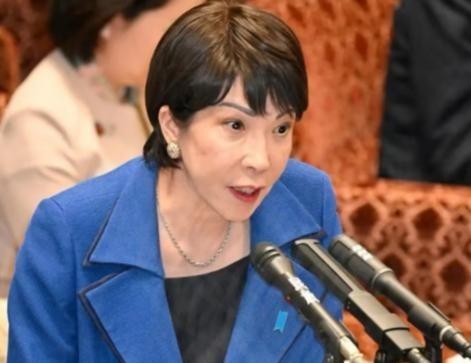 不嘚瑟了！高市刚拿下众议院后，日本直奔钓鱼岛，结果一头撞到中方怀里......果