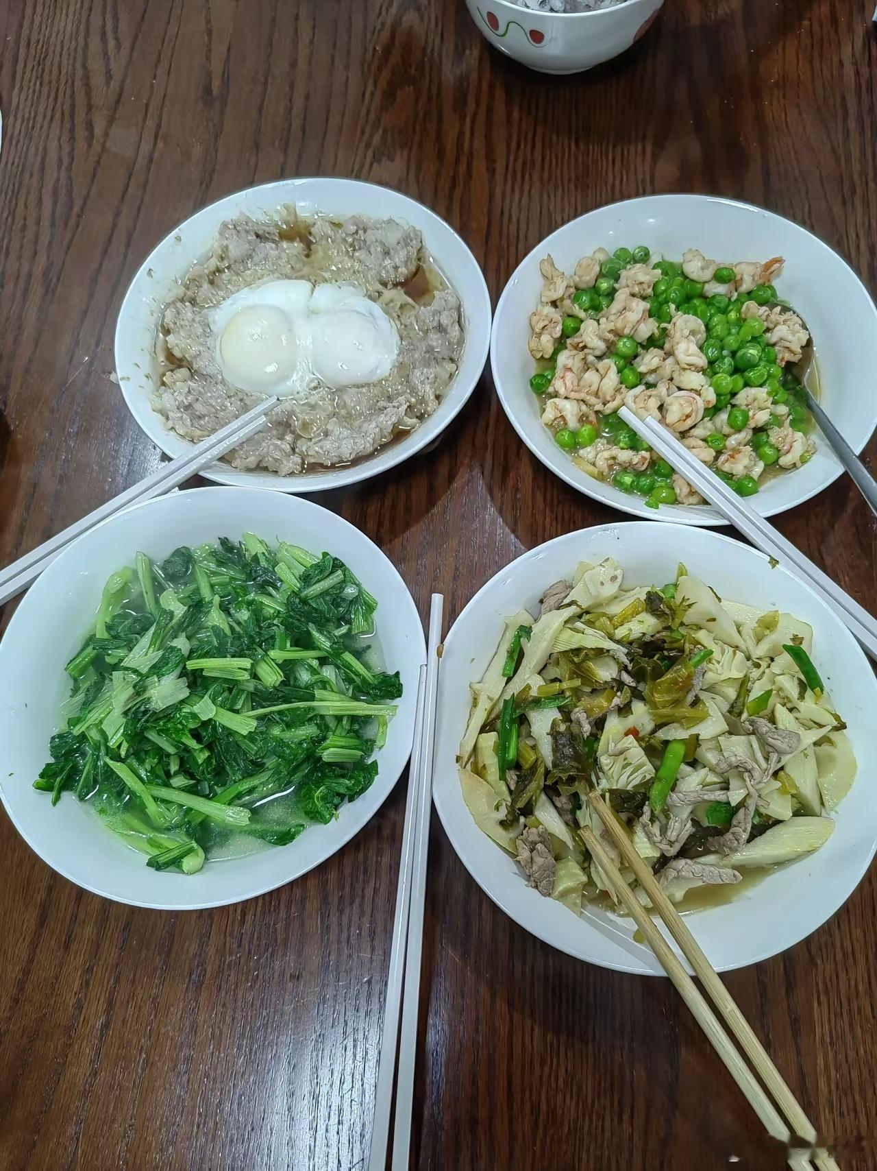 网友：五口之家，日常晚餐，在全国什么水平？ ​​​