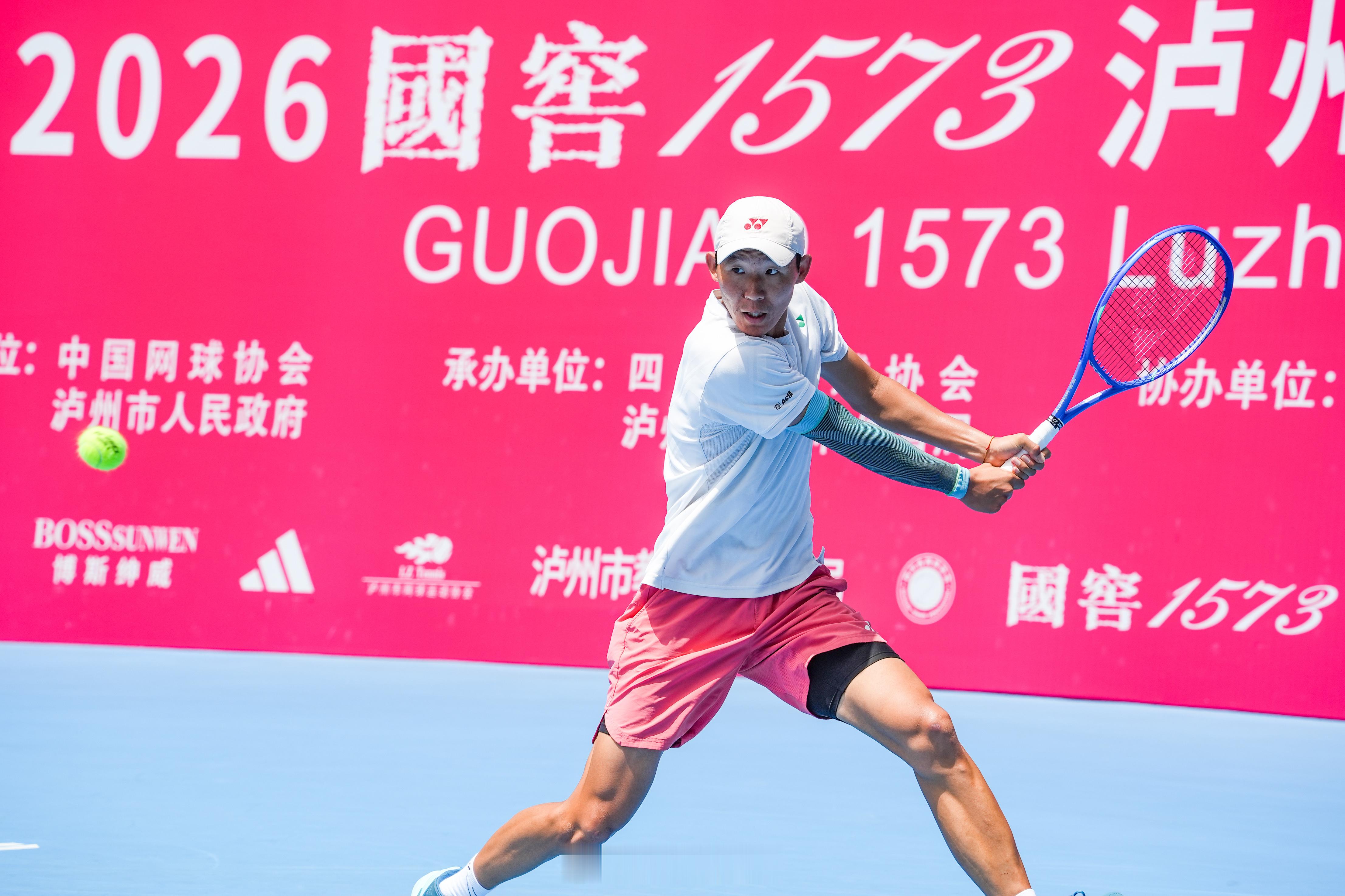 ITF泸州M25第二轮四号种子崔杰🇨🇳以6-4/6-1击败普拉杰瓦尔🇮🇳