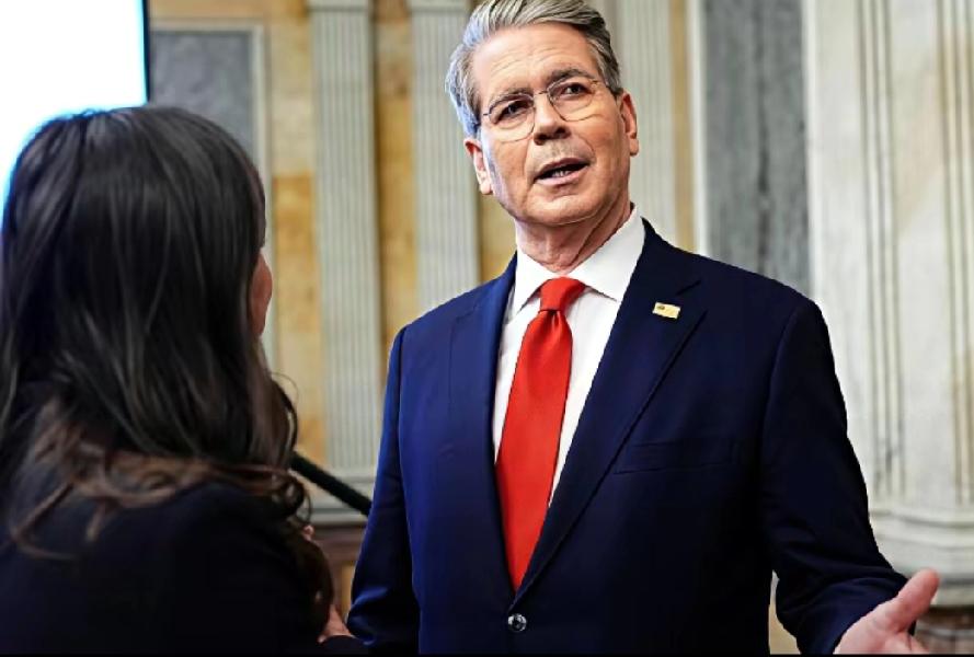 美国财政部长紧急召集G7开会，还邀请澳大利亚、印度一同参会，议题是讨论稀土。在这