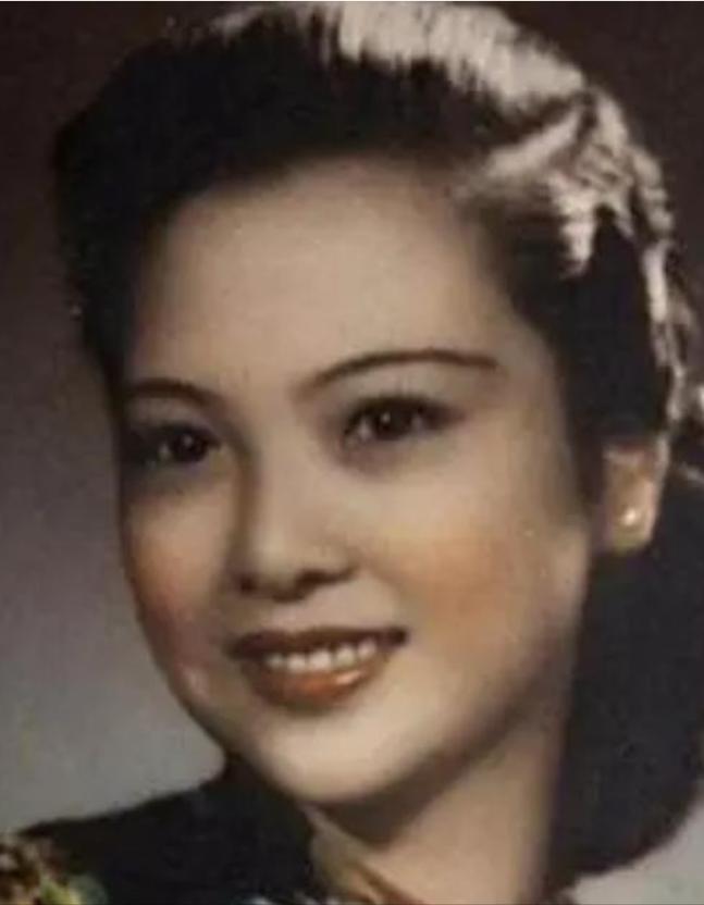 1978年，一伙人突然闯入一户农家，将张春莲带走，正当张春莲的丈夫一头雾水的时候