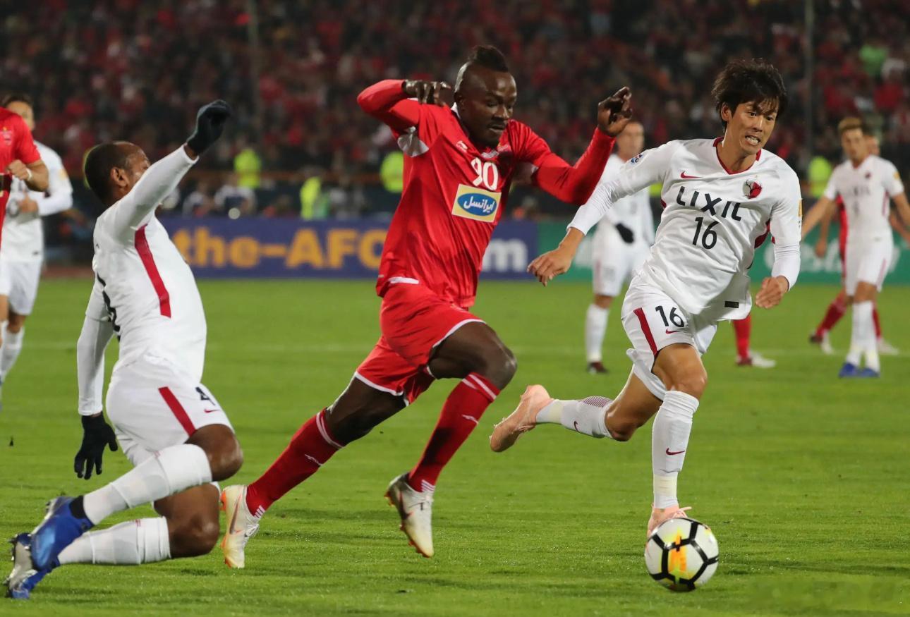 002大阪樱花vs冈山绿雉推荐：平/让平比分：1-1,1-0解析：大阪樱花作为日