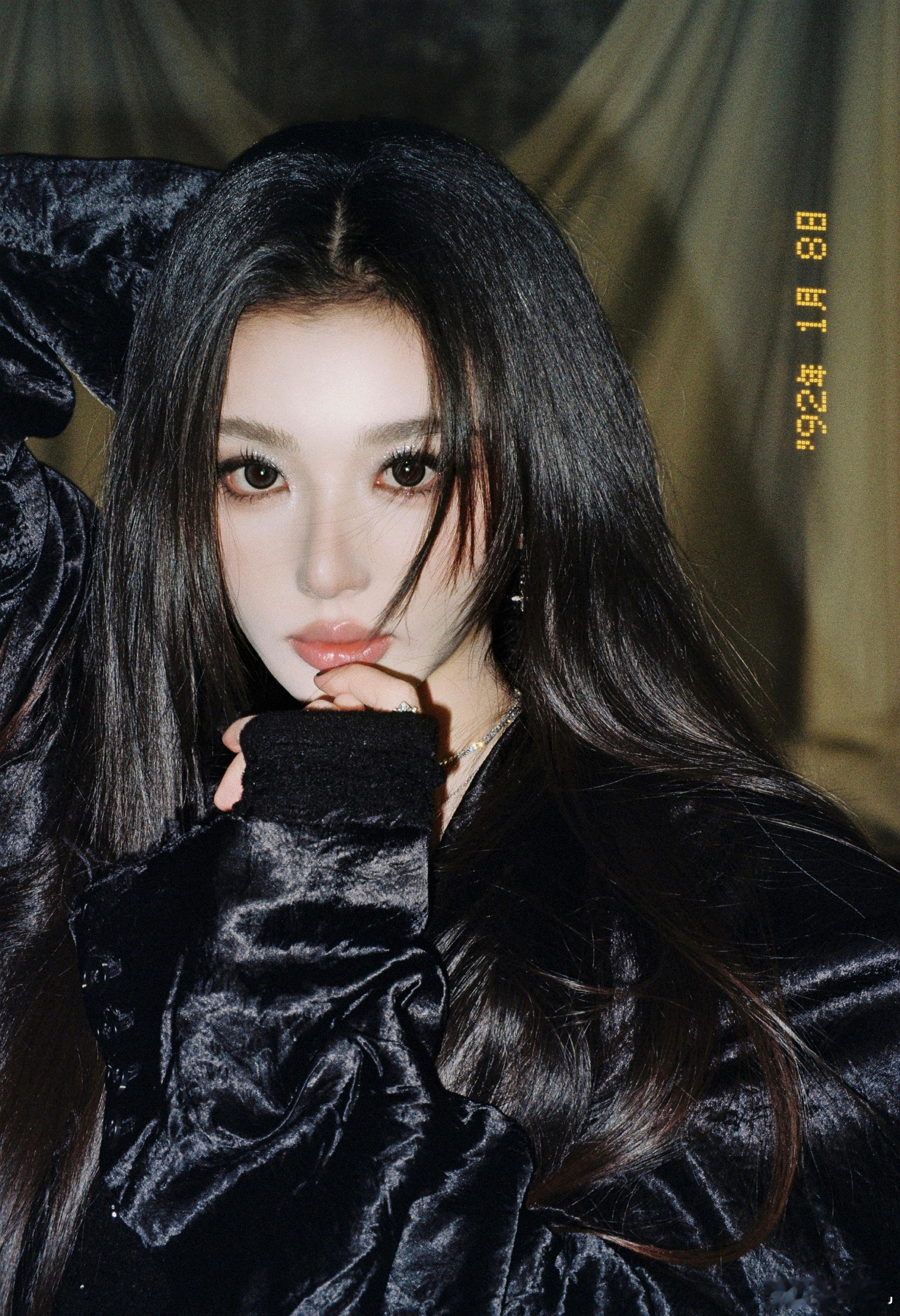 孔雪儿  ❄️孔雪儿smfk品牌女装代言人 260720【图片】孔雪儿微博更新全