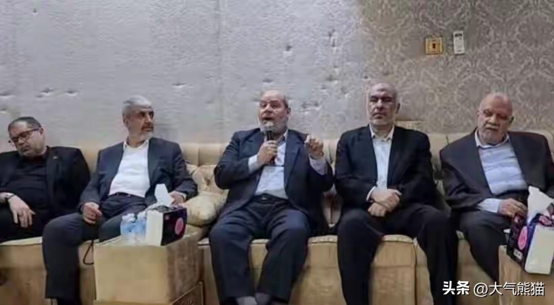 哈马斯确实被打出阴影了，
在3月14日哈马斯的首次发声中，呼吁伊朗避免对“邻国”