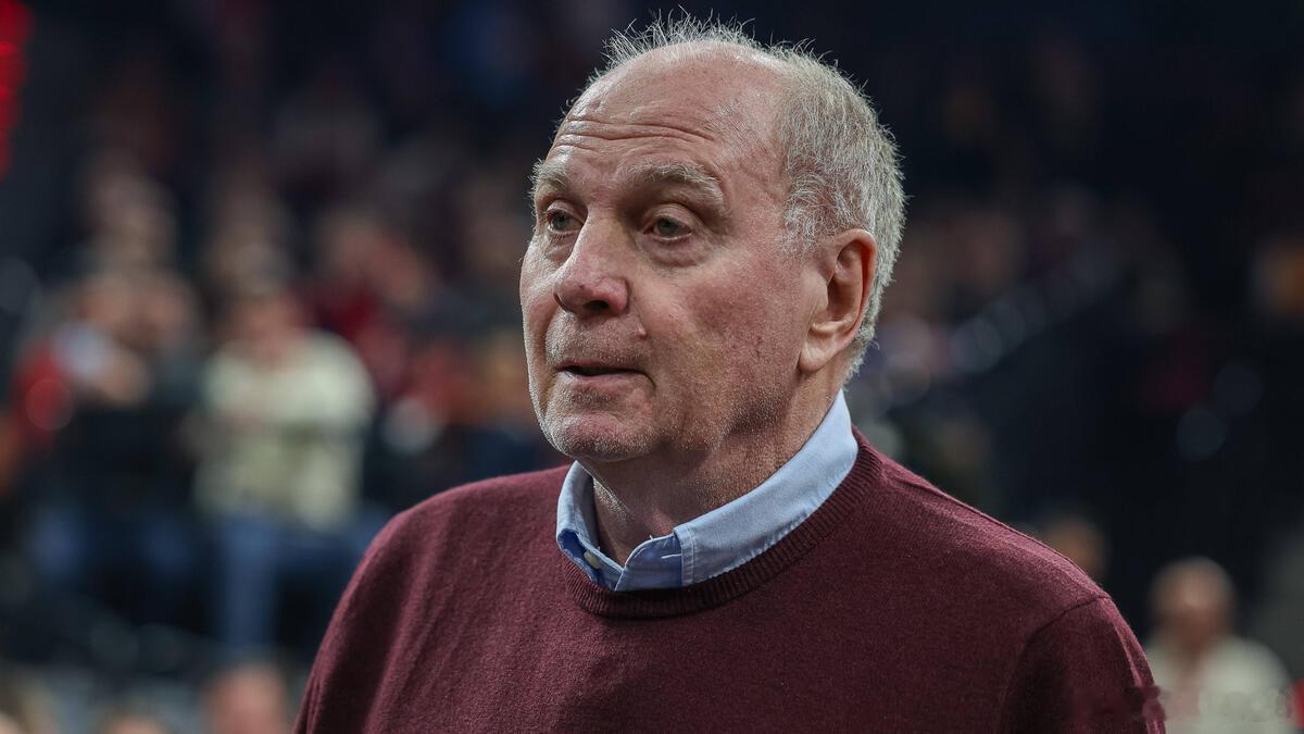 🚨球員經紀人約爾格·內布隆針對烏利·赫內斯近期對足球經紀人的抨擊回應道：“這是