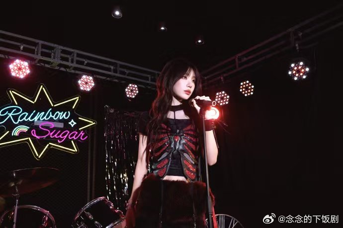 徐梦洁徐梦洁女团味 徐梦洁就是这个女团味徐梦洁这组图也太有女团那味了，又甜又会跳