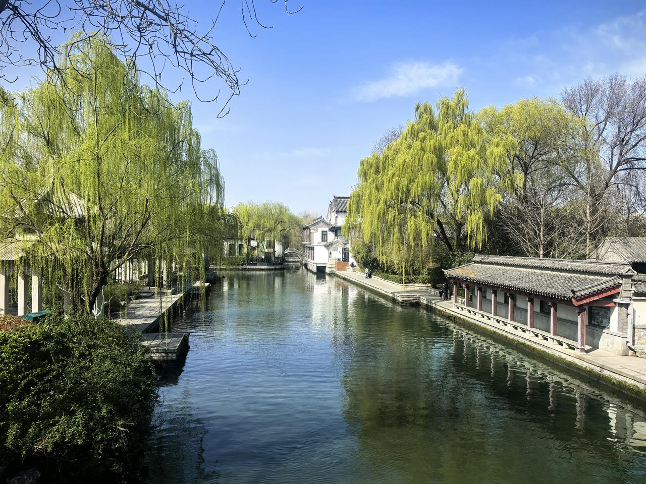 明湖四季
春夏秋冬