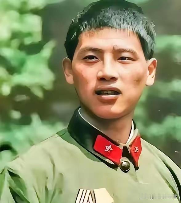 1987年老山深夜惊魂！战士独自冲出阵地，硬抗喷火器火海，一战歼敌15人
 
提