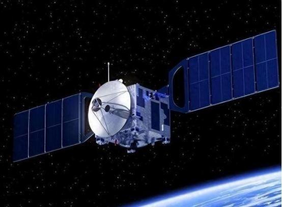 中美一旦开战，美国首击会打哪里？不是北京，不是上海，更不是航母，而是天上的卫星。